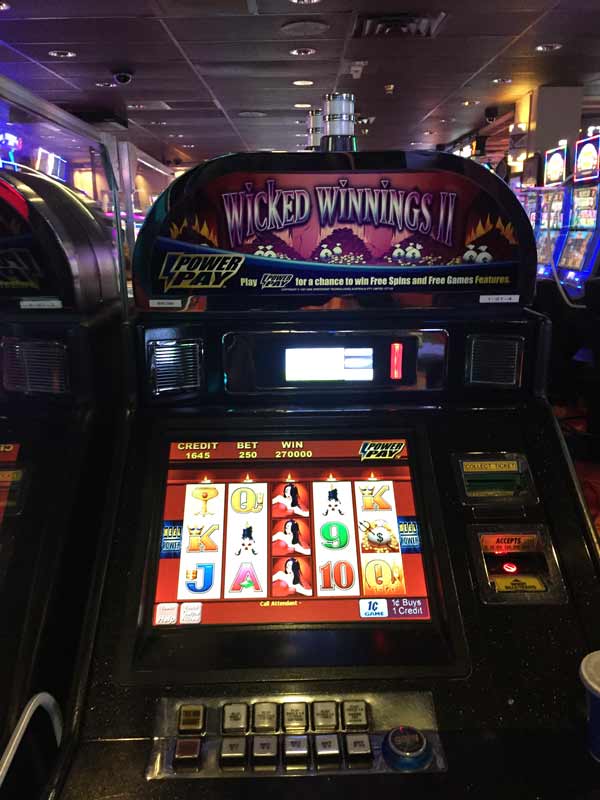 Colorado Jackpot Winners Ute Mountain Casino - 2700 Apr 2022 Wicked Winnings